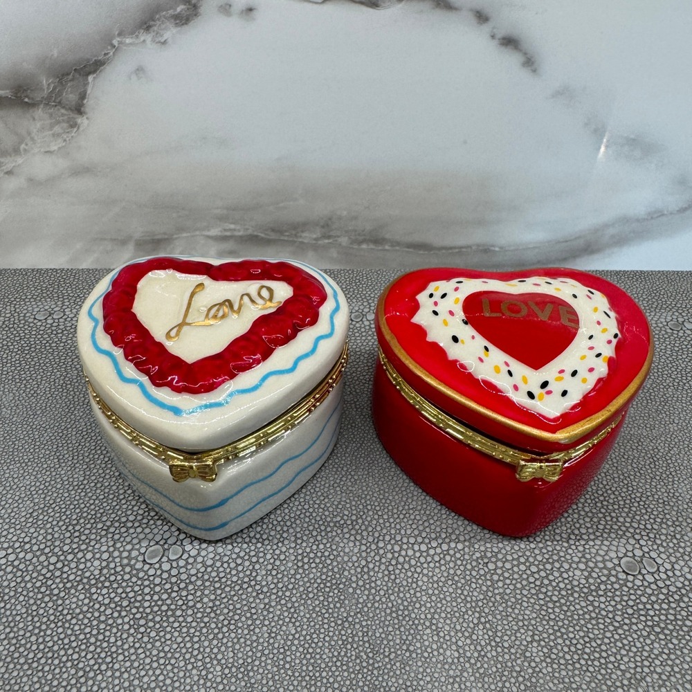 Y2K Style Heart Cake Ceramic Trinket Boxes Set of 2 Red White Gold Love EUC